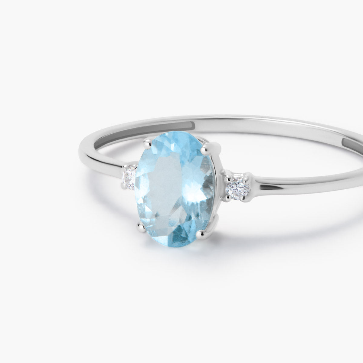 Anillo de oro blanco 18K diamante natural 0.036 ct. GLACIER
