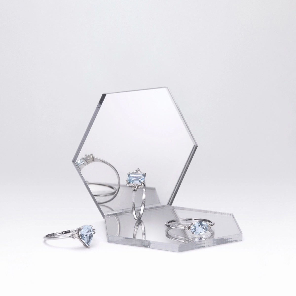 Anillo de oro blanco 18K diamante natural 0.036 ct. GLACIER