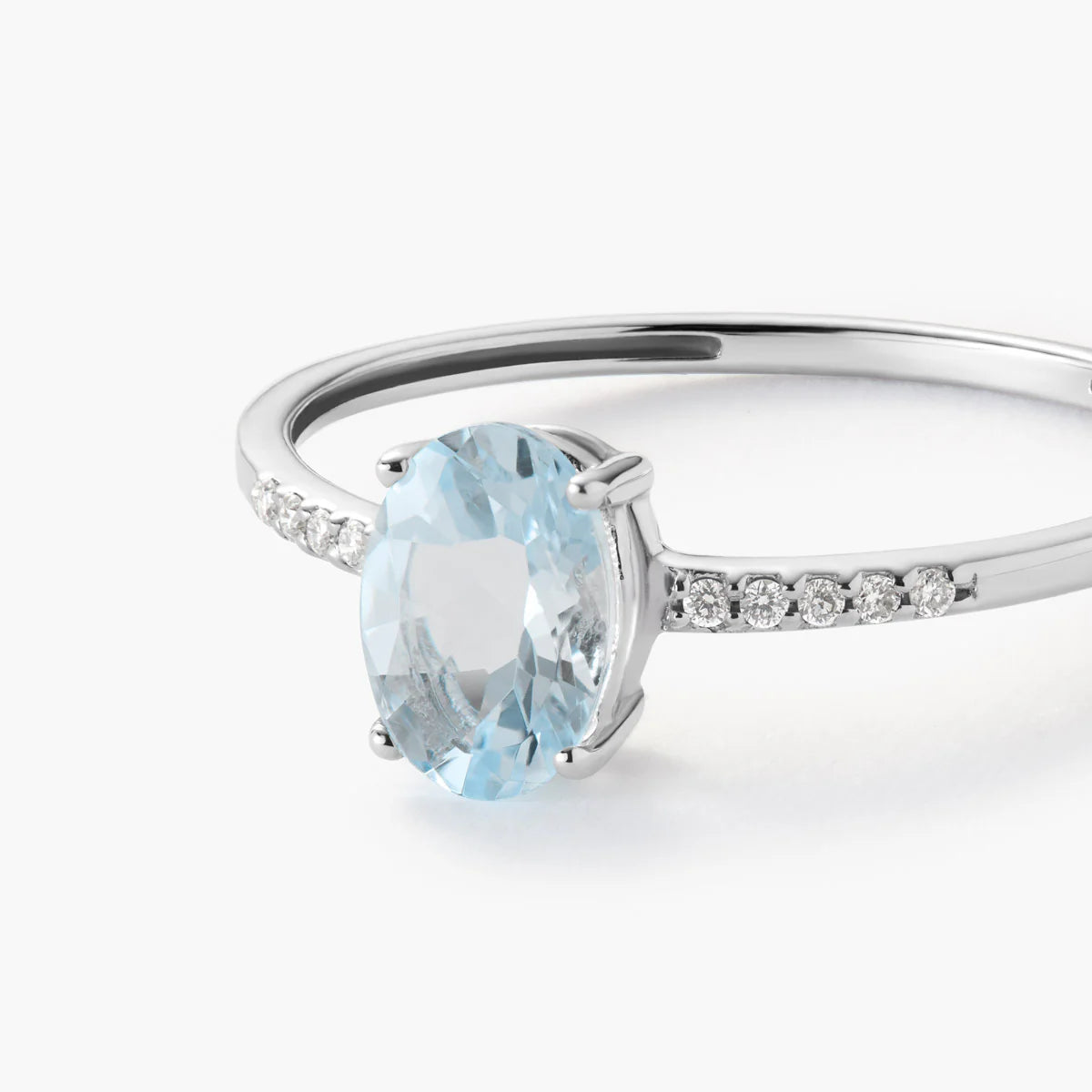 Anillo de oro blanco 18K diamante natural 0.05 ct. GLACIER