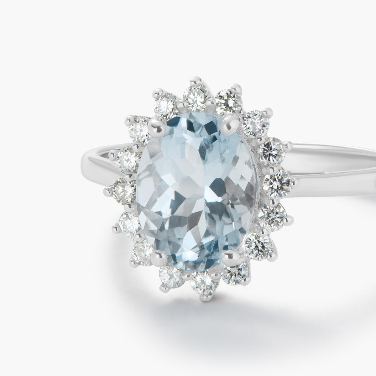 Anillo de oro blanco 18K diamante natural 0.4 ct. IMPERIAL AQUAMARINE
