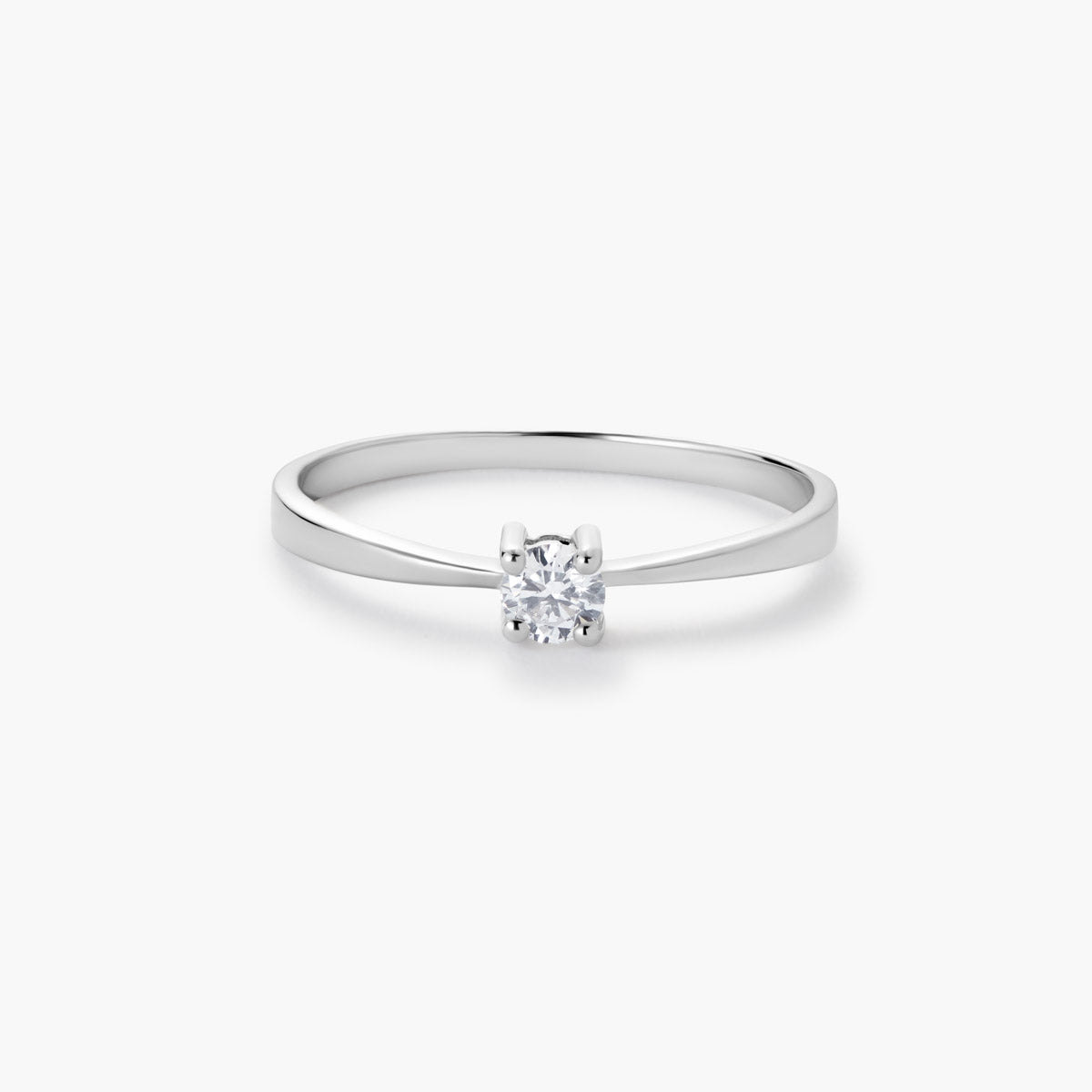 Anillo de oro blanco 18K diamante natural 0.15 ct. MOON