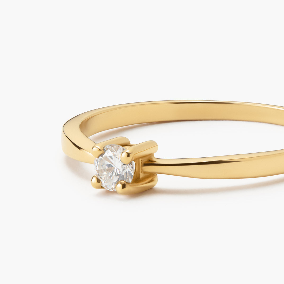 Anillo de oro 18K diamante natural 0.15 ct. SUN