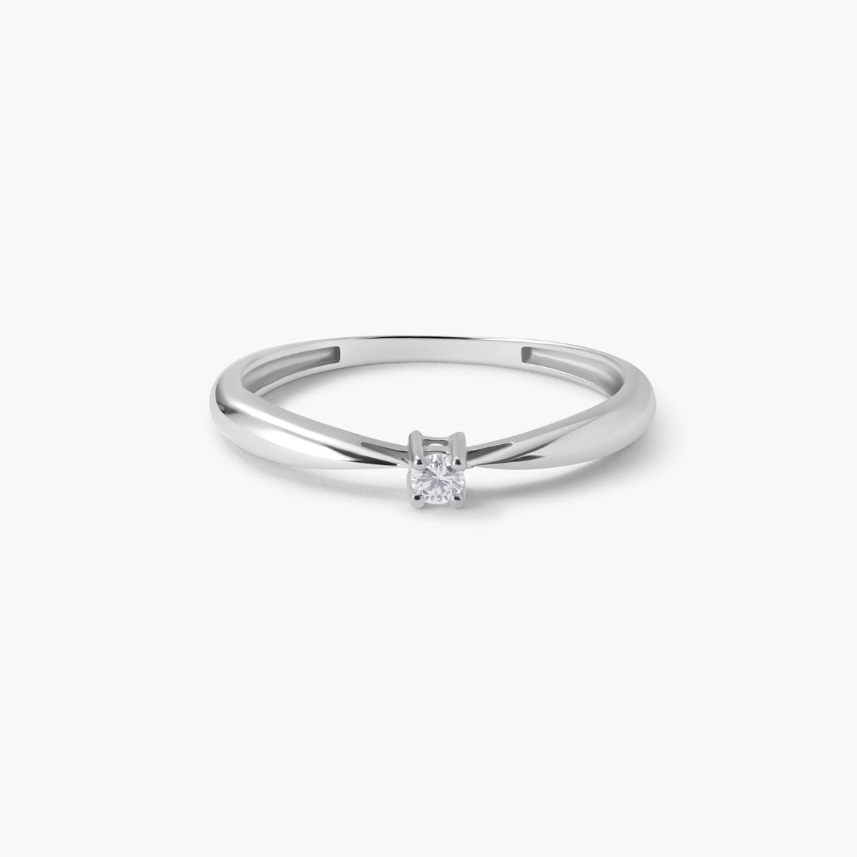Anillo de oro blanco 18K diamante natural 0.05 ct. MOON