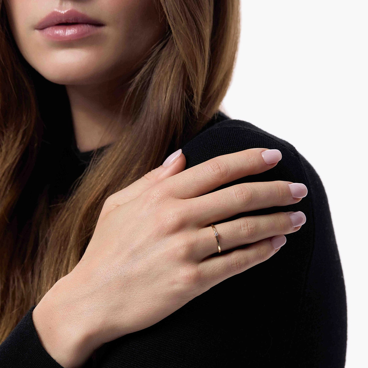 Anillo de oro 18K diamante natural 0.03 ct. SUN
