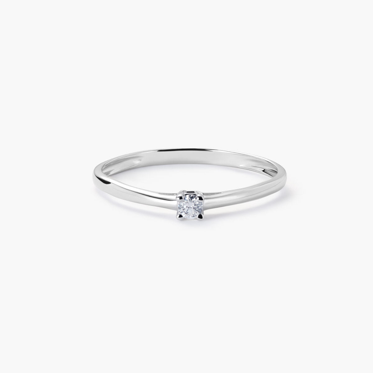 Anillo de oro blanco 18K diamante natural 0.05 ct. MOON