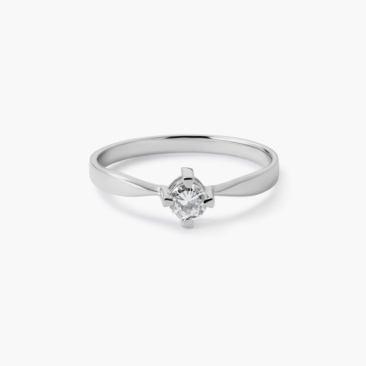 Anillo de oro blanco 18K diamante natural 0.2 ct. MOON