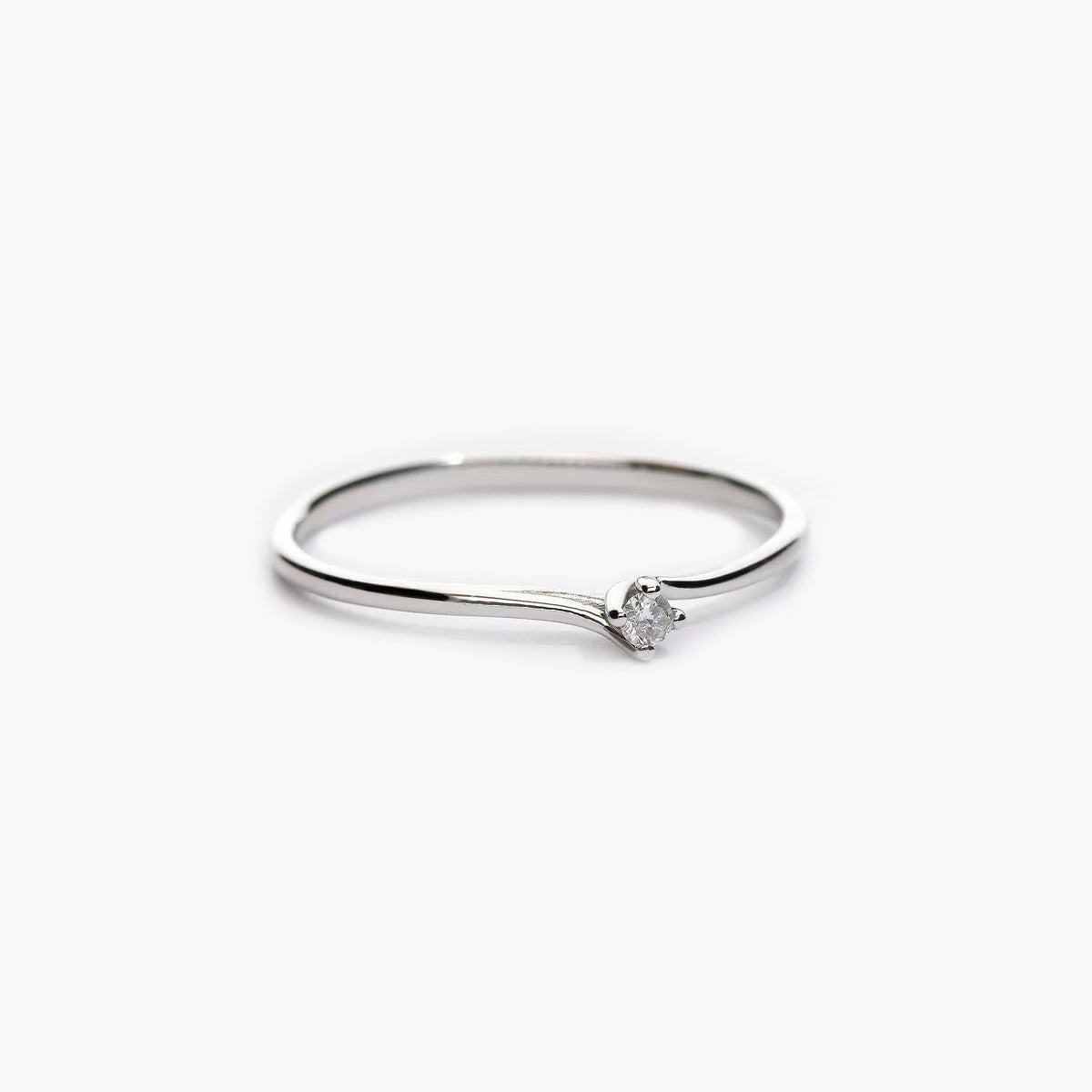 Anillo de oro blanco 18K diamante natural 0.03 ct. SWIRL