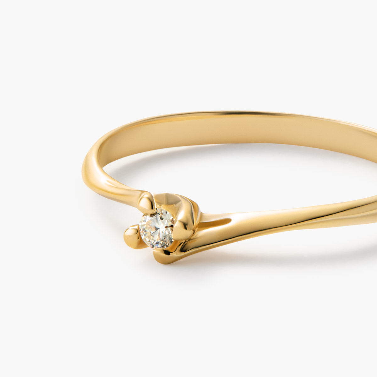 Anillo de oro 18K diamante natural 0.05 ct. SWIRL