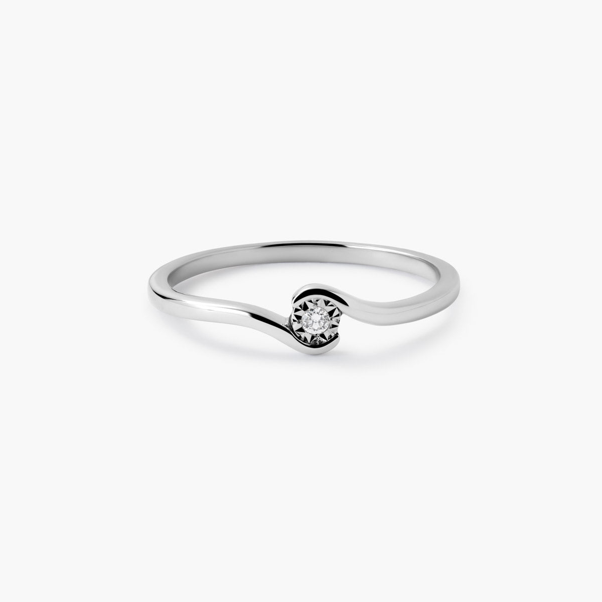 Anillo de oro blanco 18K diamante natural 0.015 ct.
