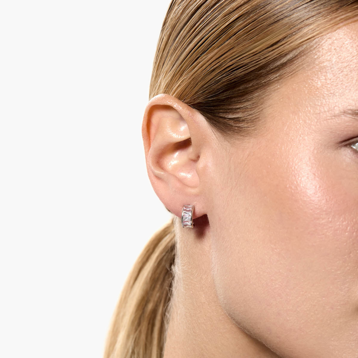 Pendientes de oro blanco 18K circonitas tipo cinquillo 10 mm