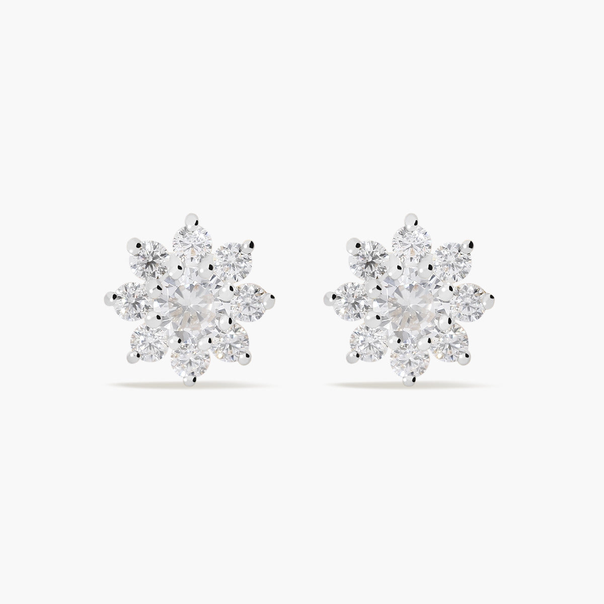 Pendientes de oro blanco 18K circonitas 7 mm