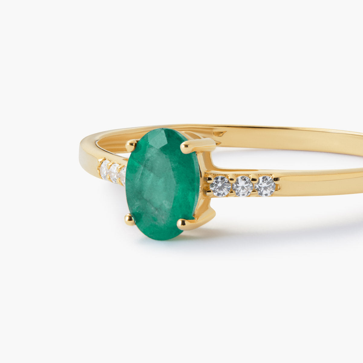 Anillo de oro 18K esmeralda