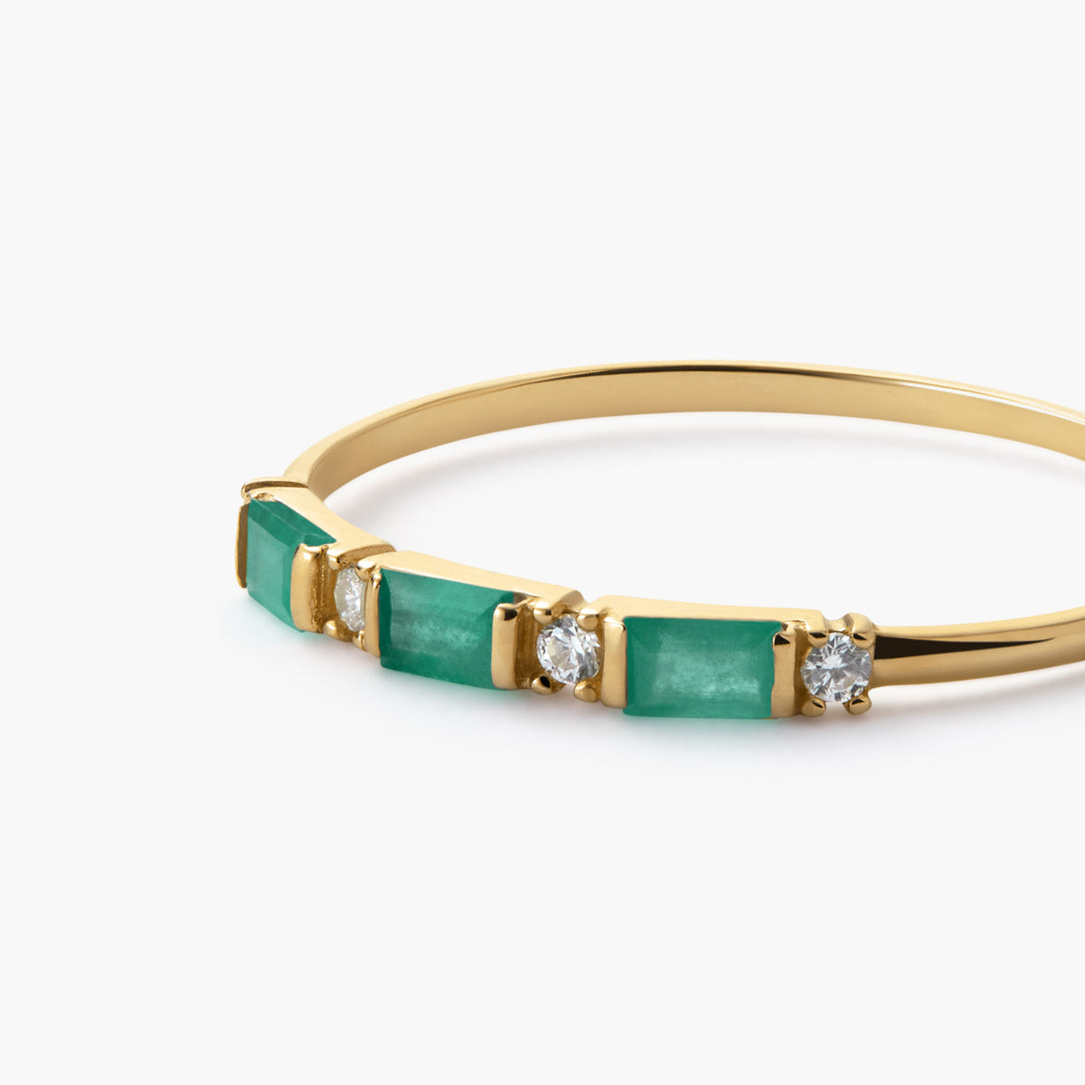 Anillo de oro 18K esmeralda