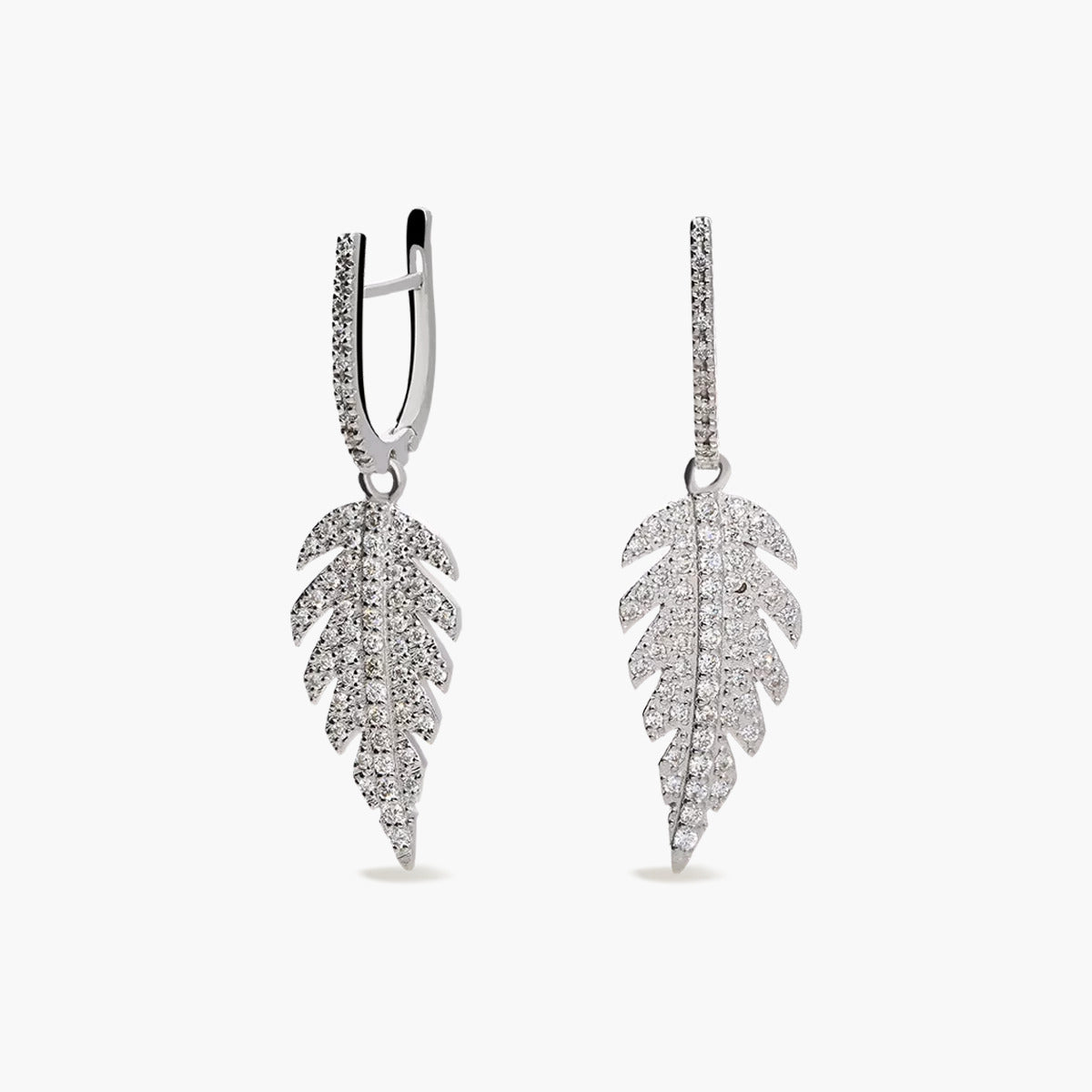 Pendientes largos de oro blanco 18K diamante natural 0.59 ct. 31 mm PALMERAI