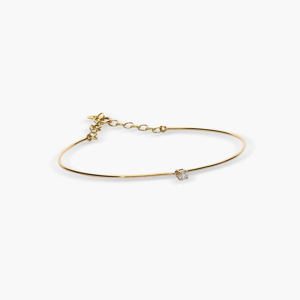 Pulsera rígida de oro 18K diamante natural 0.09 ct. 55x50 mm