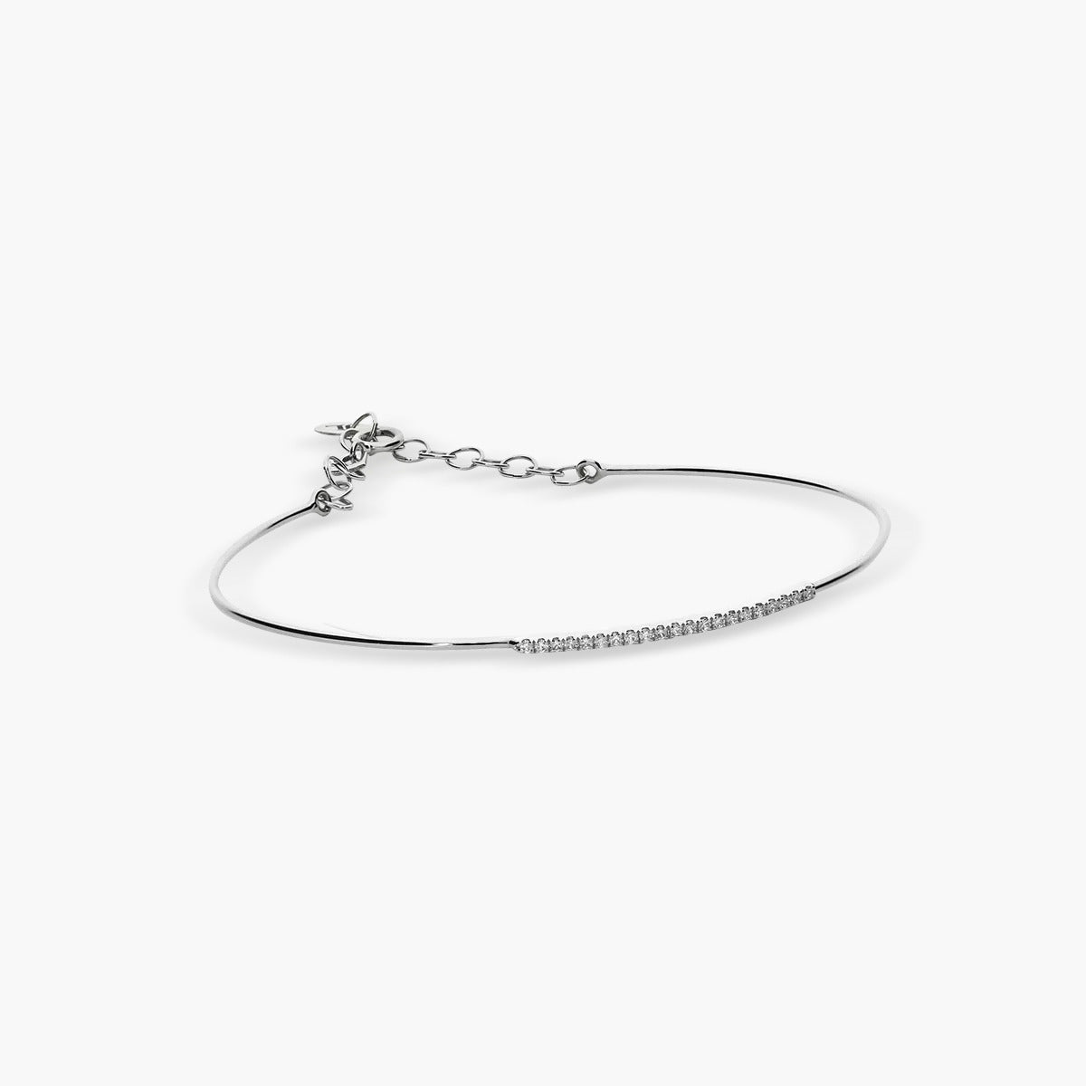 Pulsera rígida de oro blanco 18K diamante natural 0.15 ct. 53x48 mm