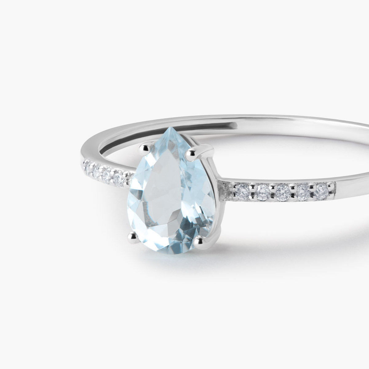 Anillo de oro blanco 18K diamante natural 0.05 ct. GLACIER