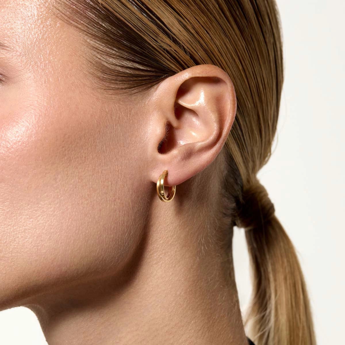 Pendientes de aro enlazado de oro 18K 14 mm
