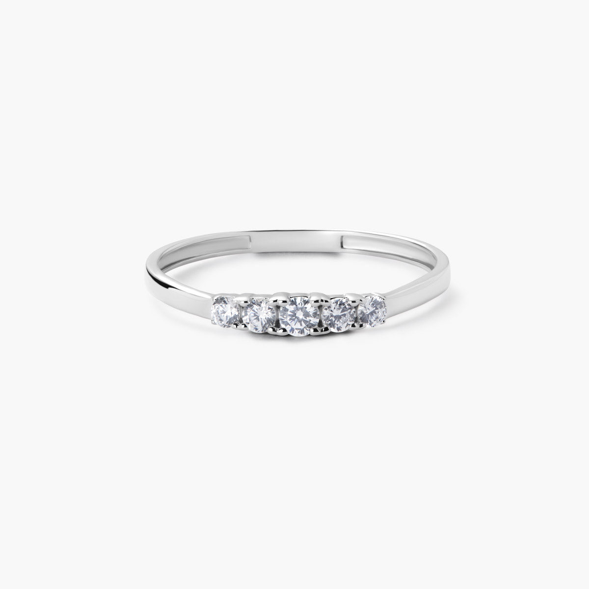 Anillo de oro blanco 18K