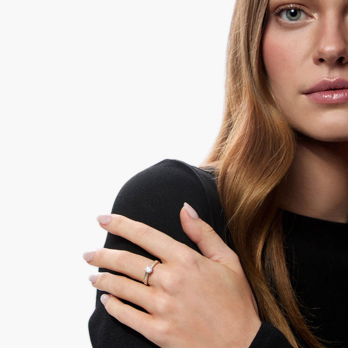 Anillo de oro 18K