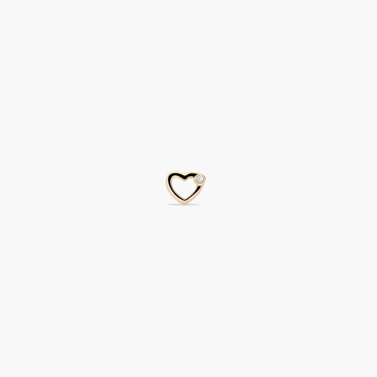 Piercing de oreja de oro 18K diamante natural 0.01 ct. corazón 3 mm