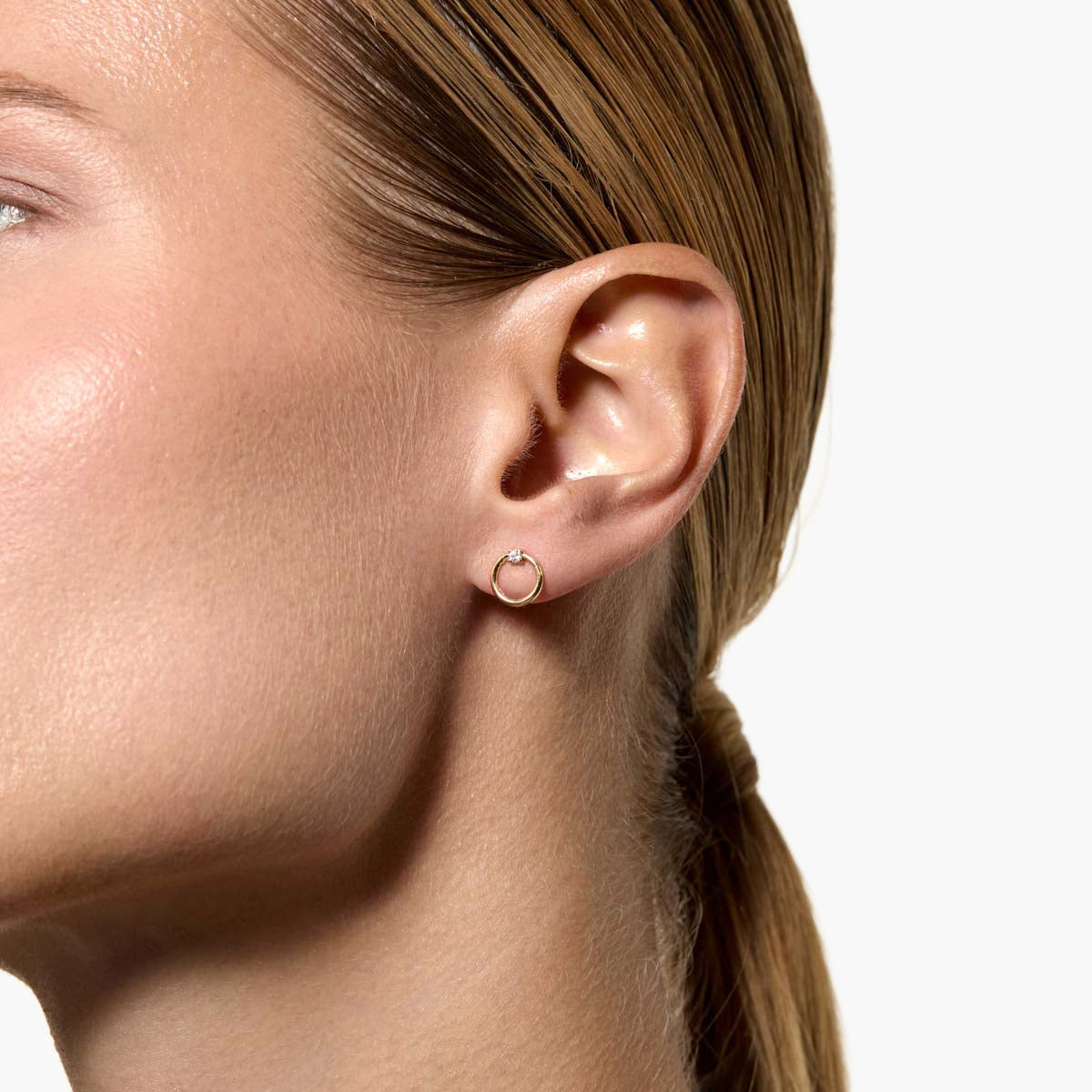 Pendientes forma de aro de oro 18K circonita 8 mm