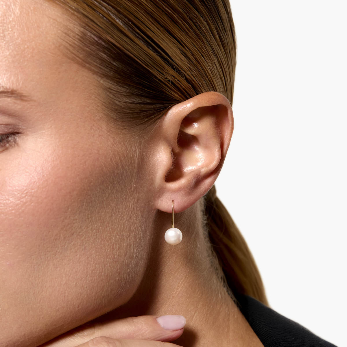 Pendientes largos de oro 18K con perlas 18 mm
