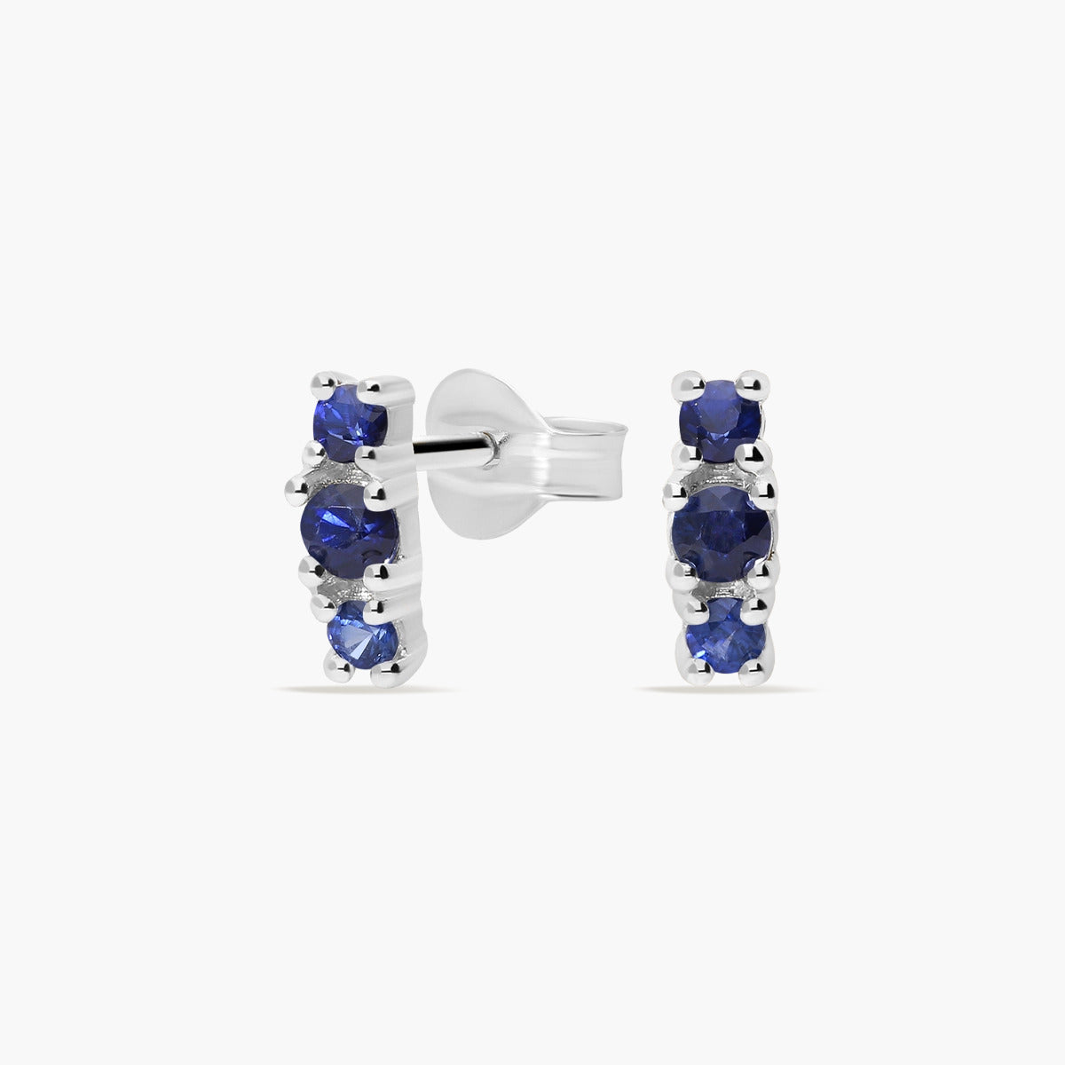 Pendientes de oro blanco 18K zafiros 7 mm