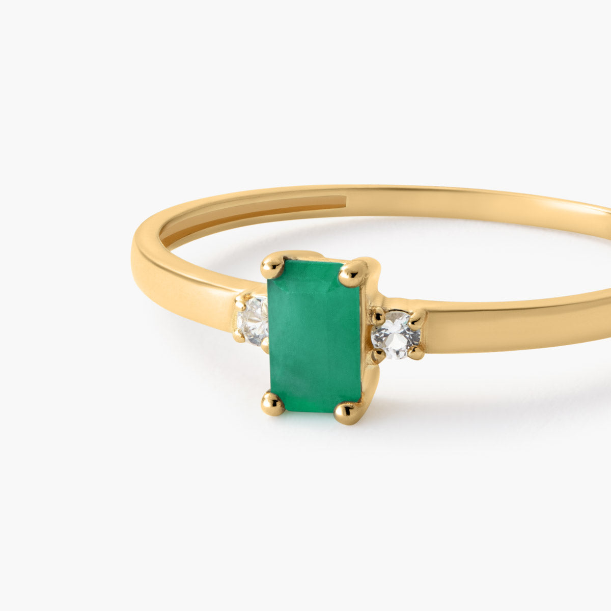 Anillo de oro 18K topacio