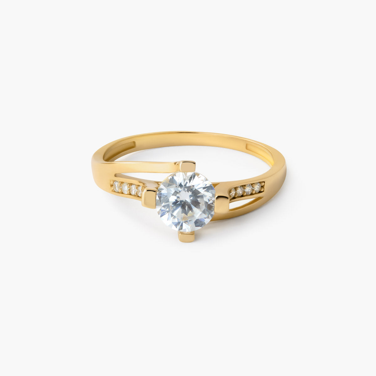 Anillo de oro 18K