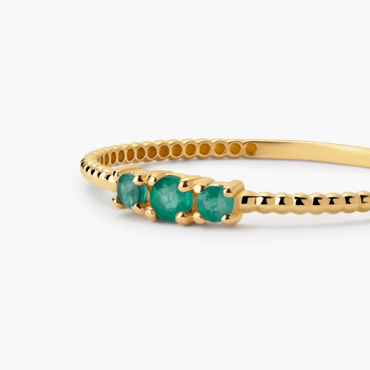 Anillo de oro 18K esmeralda