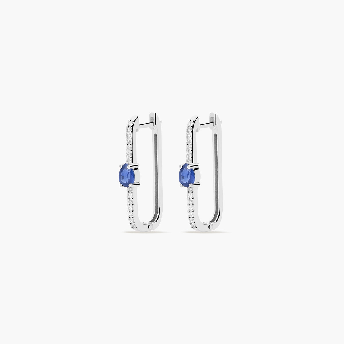 Pendientes largos forma rectangular de oro blanco 18K diamante natural 0.27 ct. 20 mm