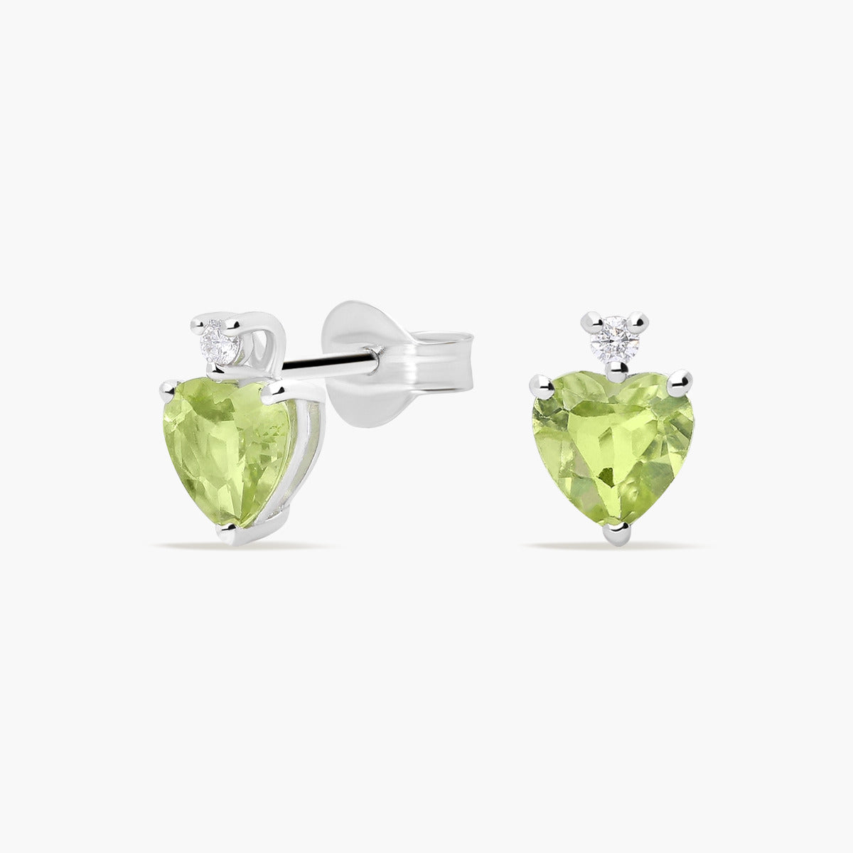 Pendientes corazón de oro blanco 18K diamante natural 0.03 ct. peridoto 5 mm