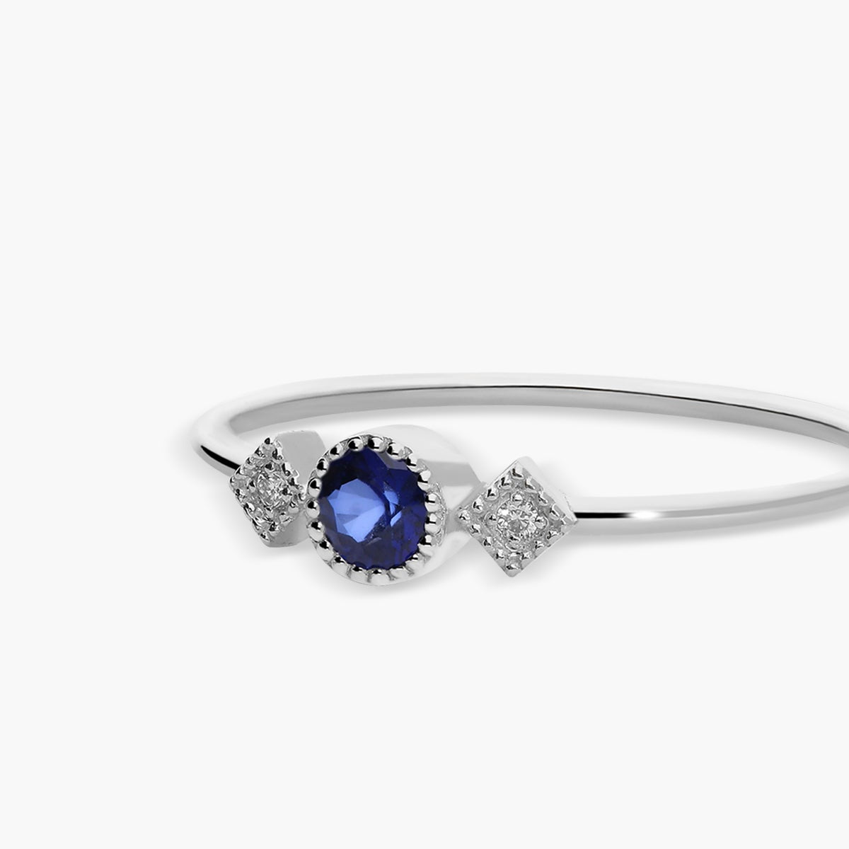 Anillo de oro blanco 18K diamante natural 0.016 ct. 