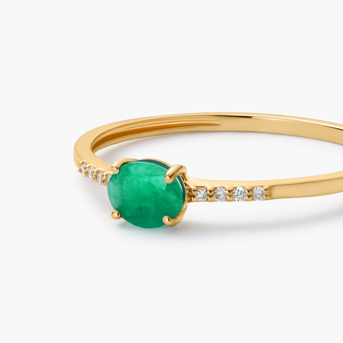 Anillo de oro 18K diamante natural 0.032 ct. 