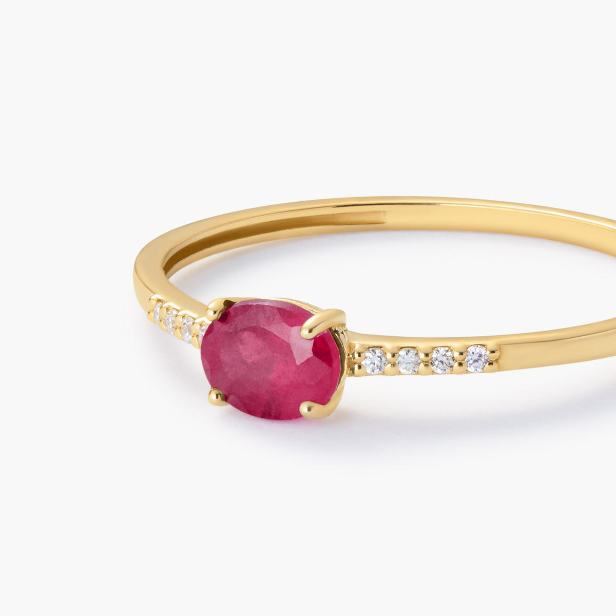 Anillo de oro 18K diamante natural 0.032 ct. 