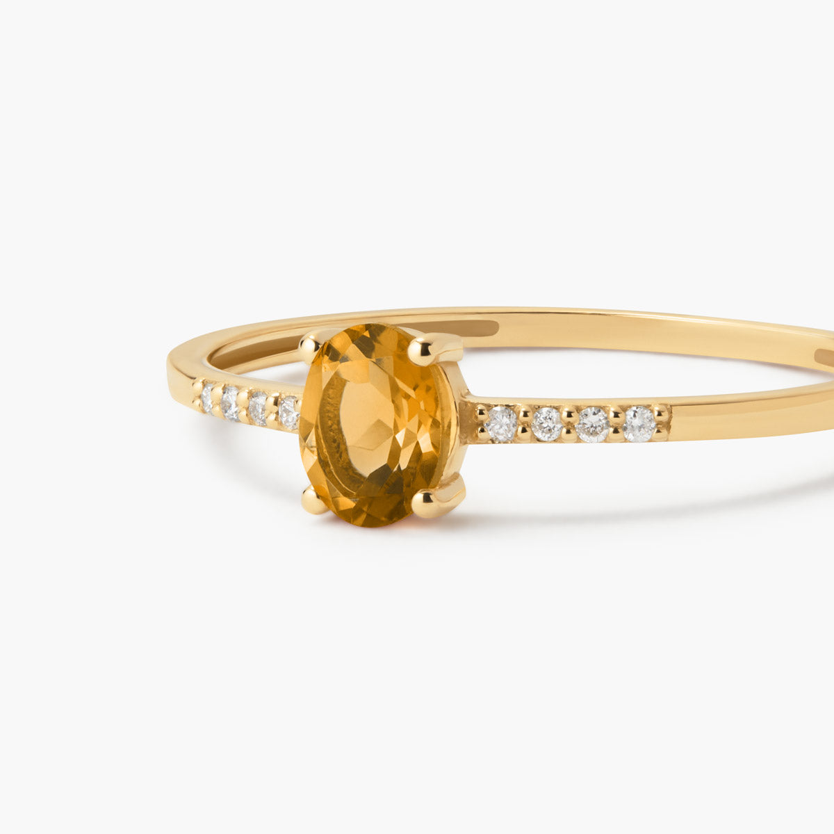 Anillo de oro 18K diamante natural 0.032 ct. 
