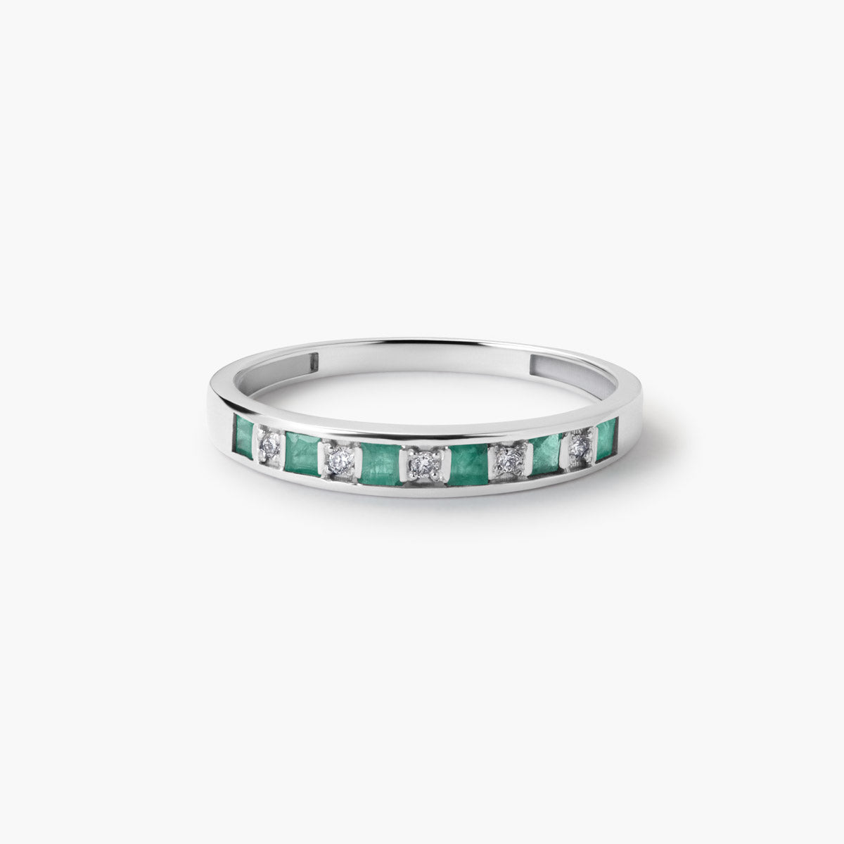Anillo de oro blanco 18K diamante natural 0.04 ct. 