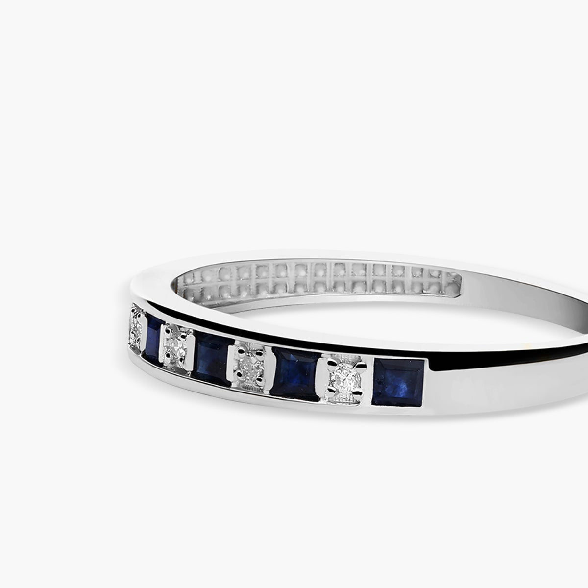 Anillo de oro blanco 18K diamante natural 0.04 ct.