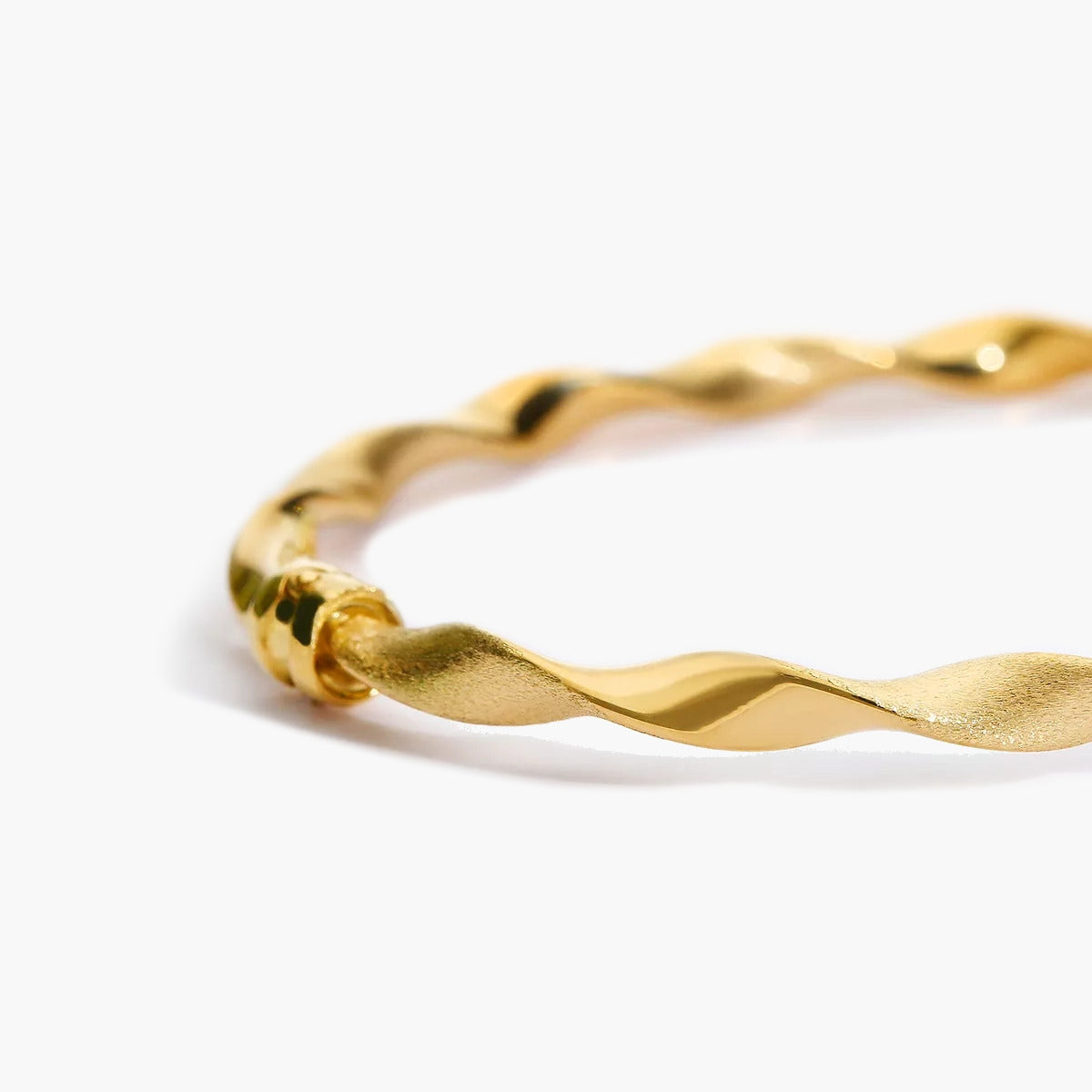 Pulsera rígida rizada de oro 18K 50x60 mm HELIX