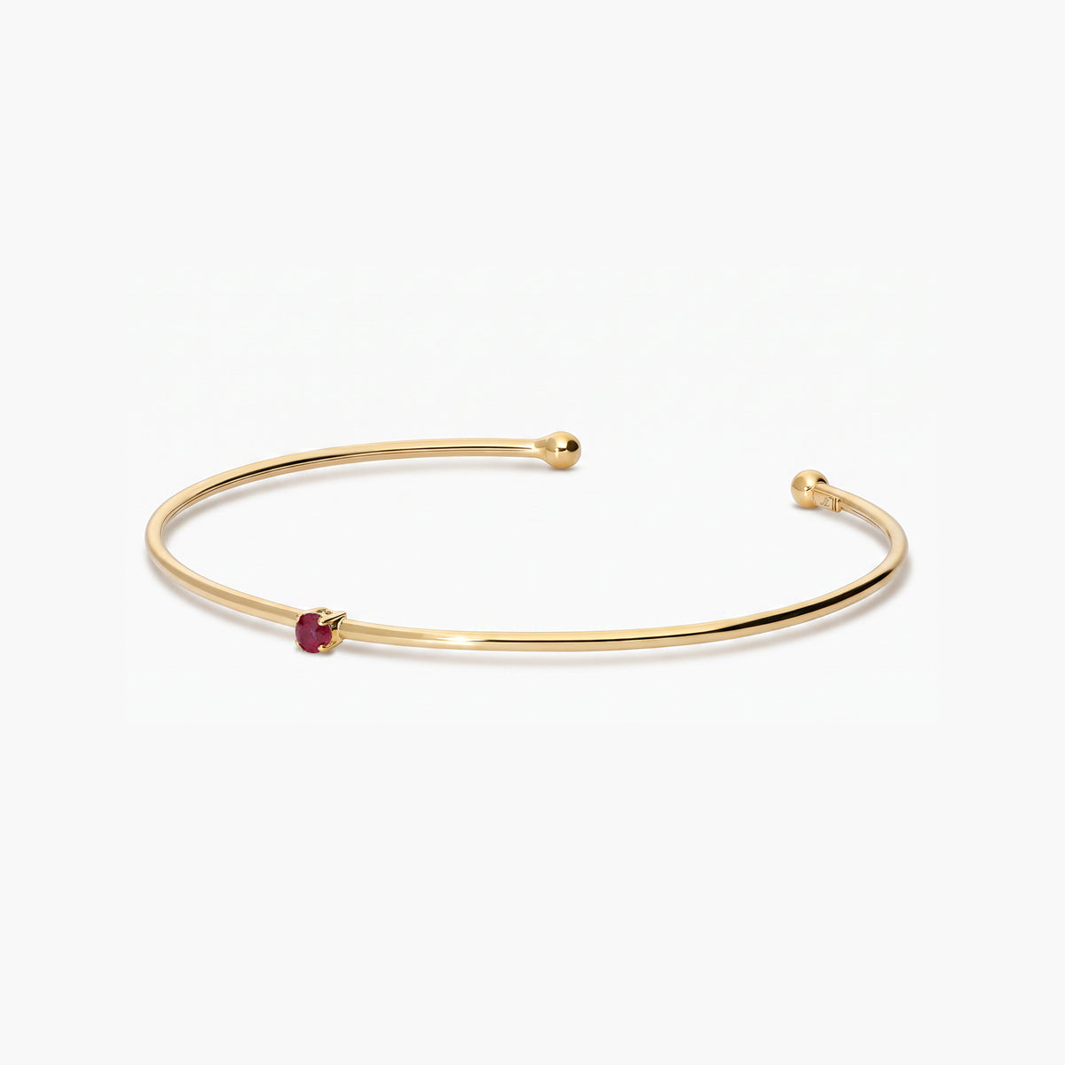 Pulsera rígida de oro 18K rubí 45x60 mm