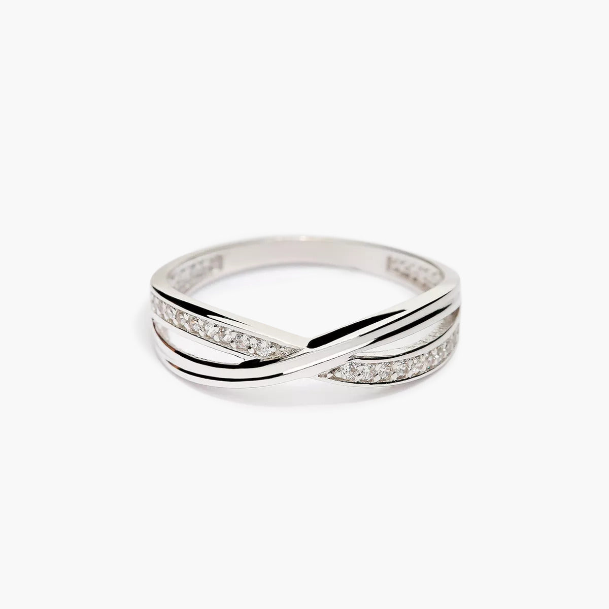 Anillo de oro blanco 18K 
