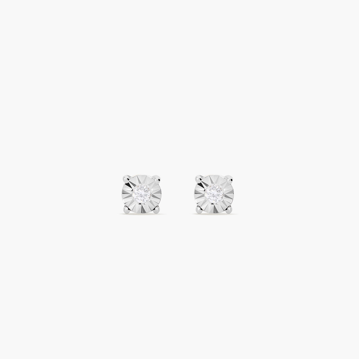 Pendientes redondos de oro blanco 18K diamante natural 0.03 ct. 3 mm