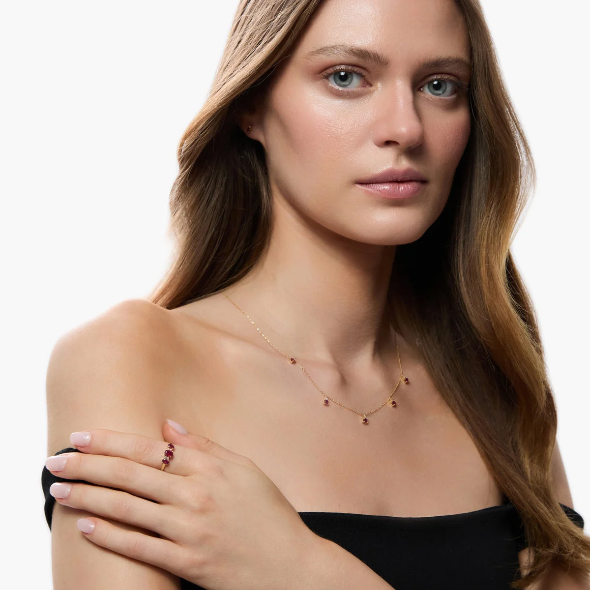 Pendientes de oro 18K diamante natural 0.02 ct. rubí 4 mm MAGMA