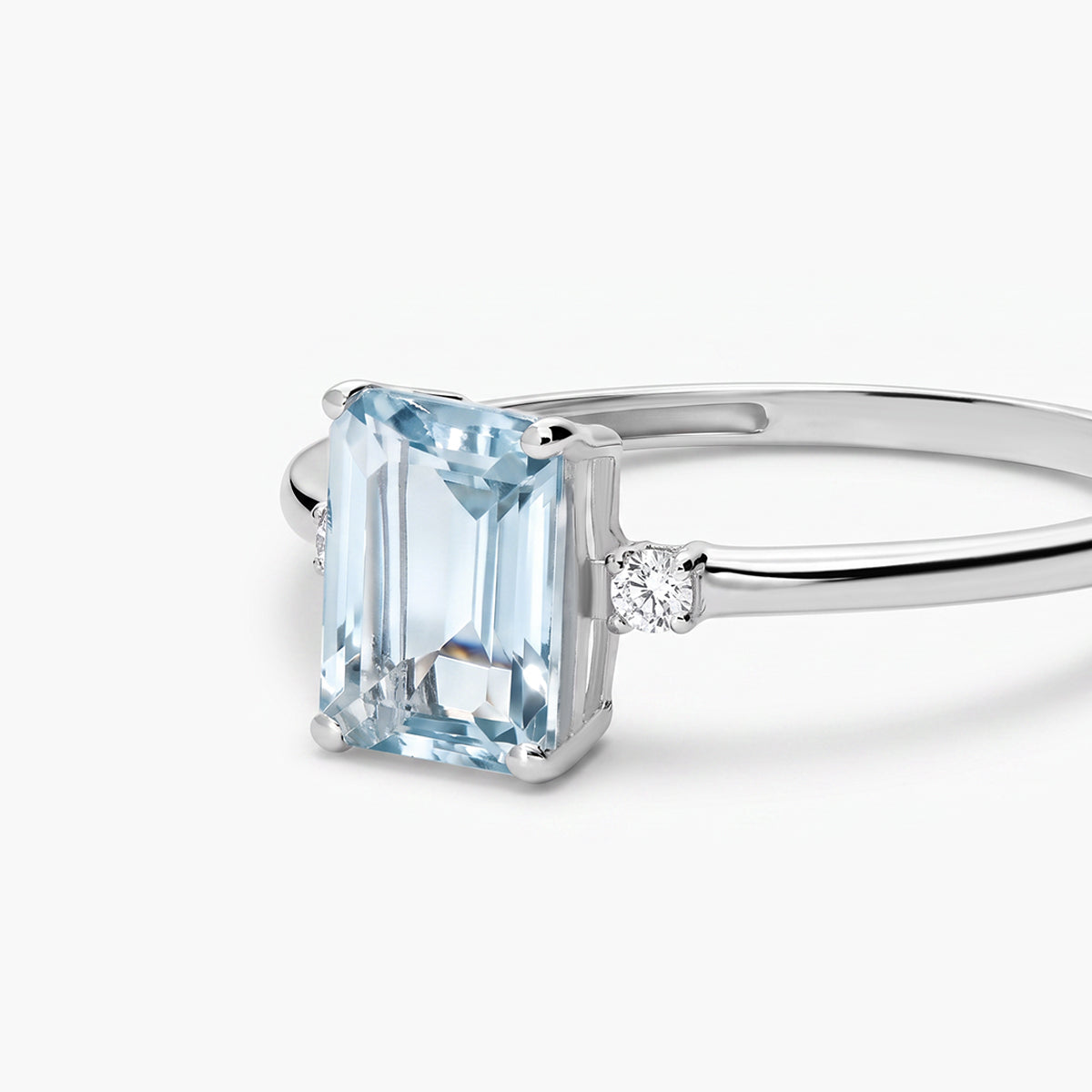 Anillo de oro blanco 18K diamante natural 0.04 ct. GLACIER