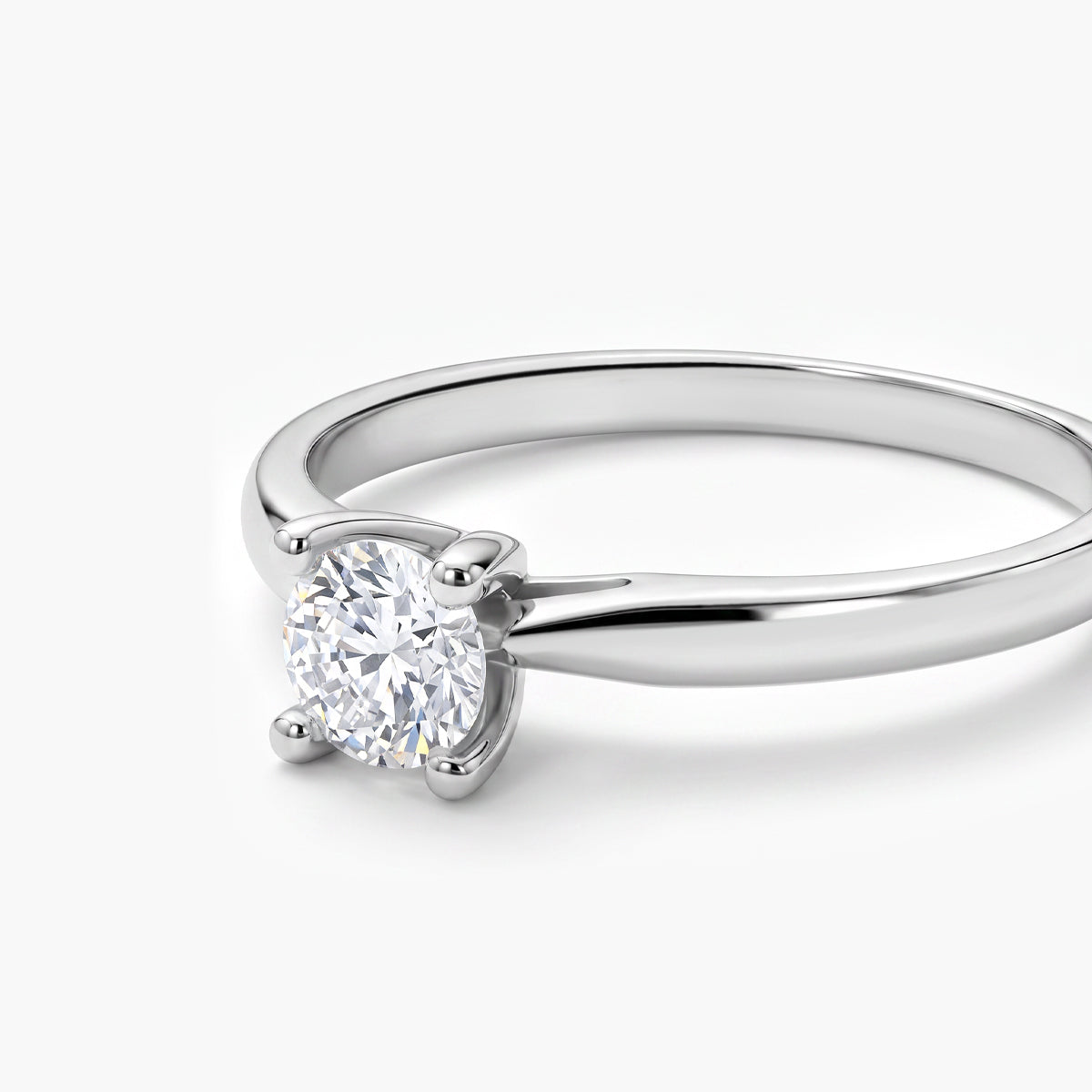 Anillo diamante natural 0.50 ct. oro 18 quilates