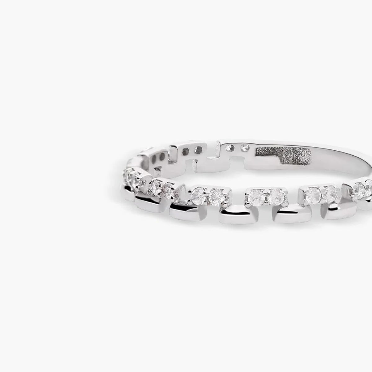 Anillo de oro blanco 18K 