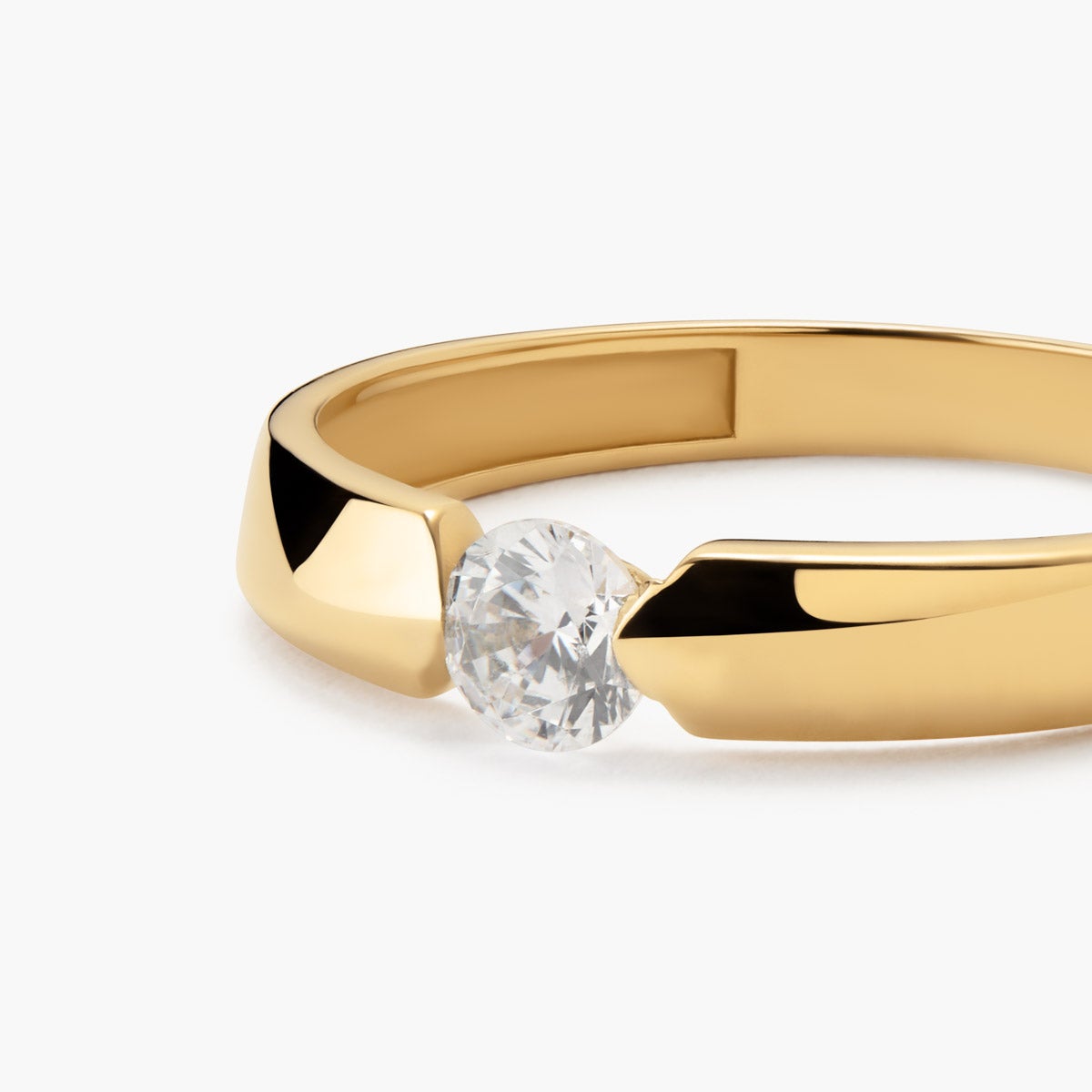 Anillo de oro 18K