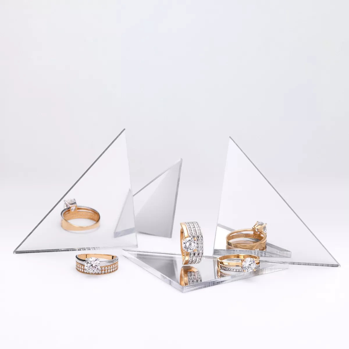Anillo de oro 18K