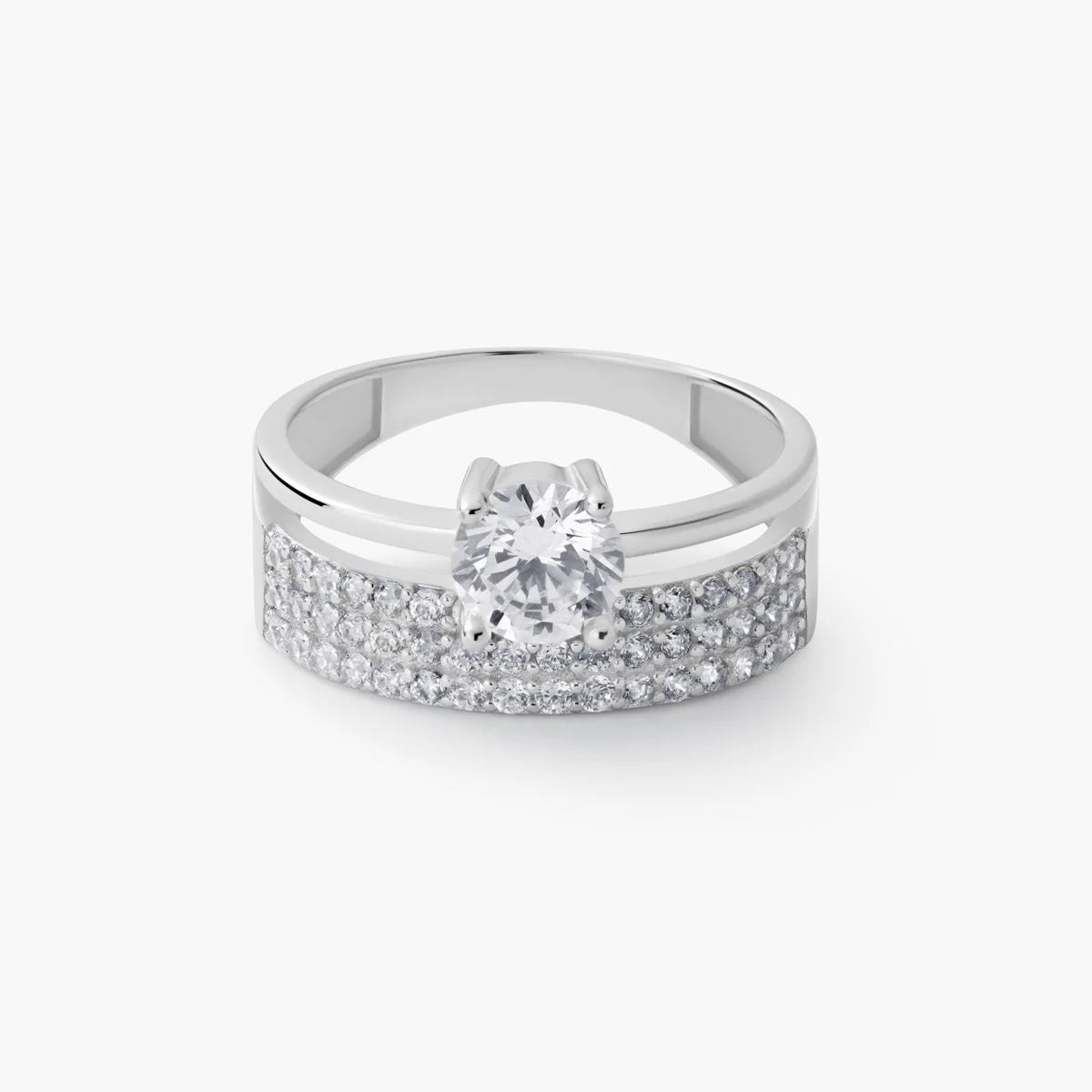 Anillo de oro blanco 18K 